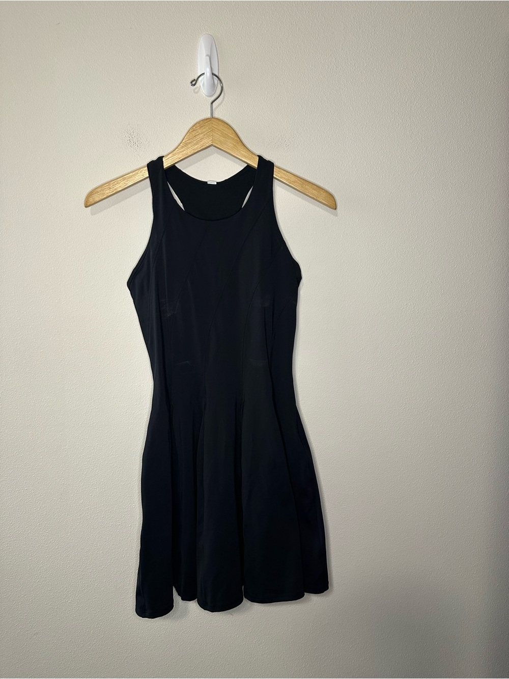 Lululemon Court Crush Tennis Dress Black W1BXHS best fits a 6 or 8 - Picture 4 of 5